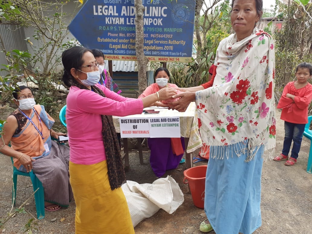  PLVs of Kiyam Leitanpok distributing food materials