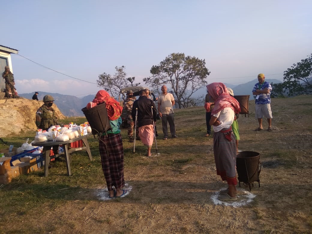  With the assistance of Nungba legal aid clinic PLV, 165 TA Nungba post is helping to poor and needy households of Rongdai village and Nungba village, little essential commodities